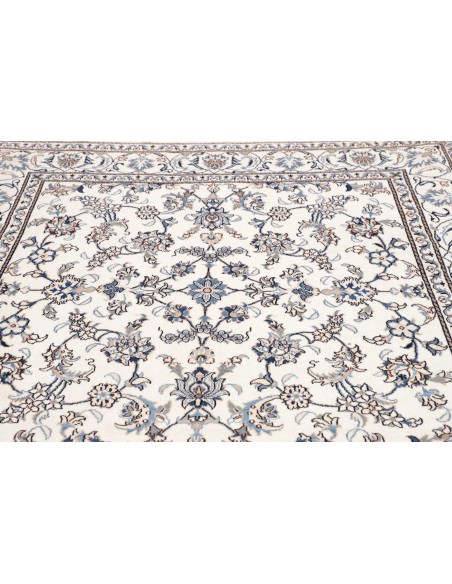 Tappeto Nain Kashmar  cm.200x193